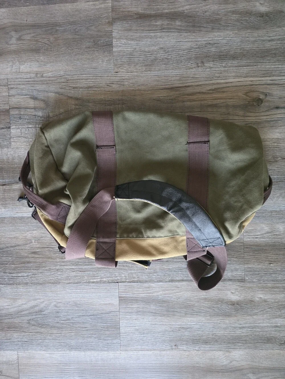 Cabela's Men's Two-Tone Canvas Duffel Bag in Tan/Olive